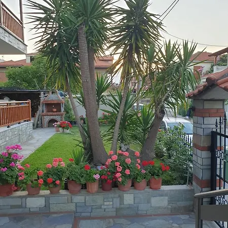 דירה Chriselia House *