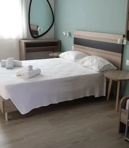 公寓 Chriselia 依诺罗达