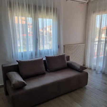 Chriselia House * Nea Roda